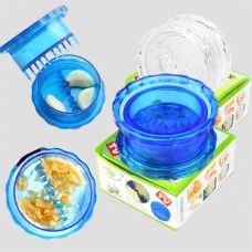 LY-93257   如意新型多功能捻蒜盒